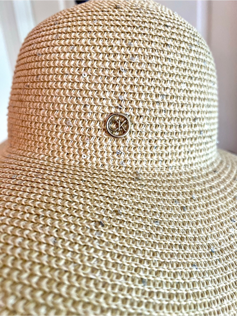 Calvin Klein Wide-Brim Woven Straw Beach Sun Hat Beige Cream Tan Light Sparkles - Picture 6 of 10